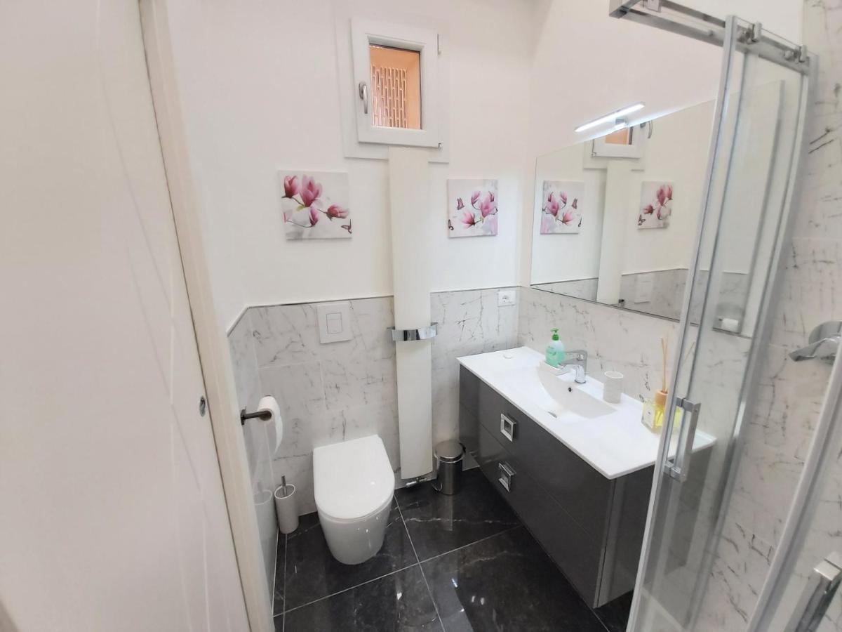 Suite Sant'Orsola Μπολόνια Εξωτερικό φωτογραφία